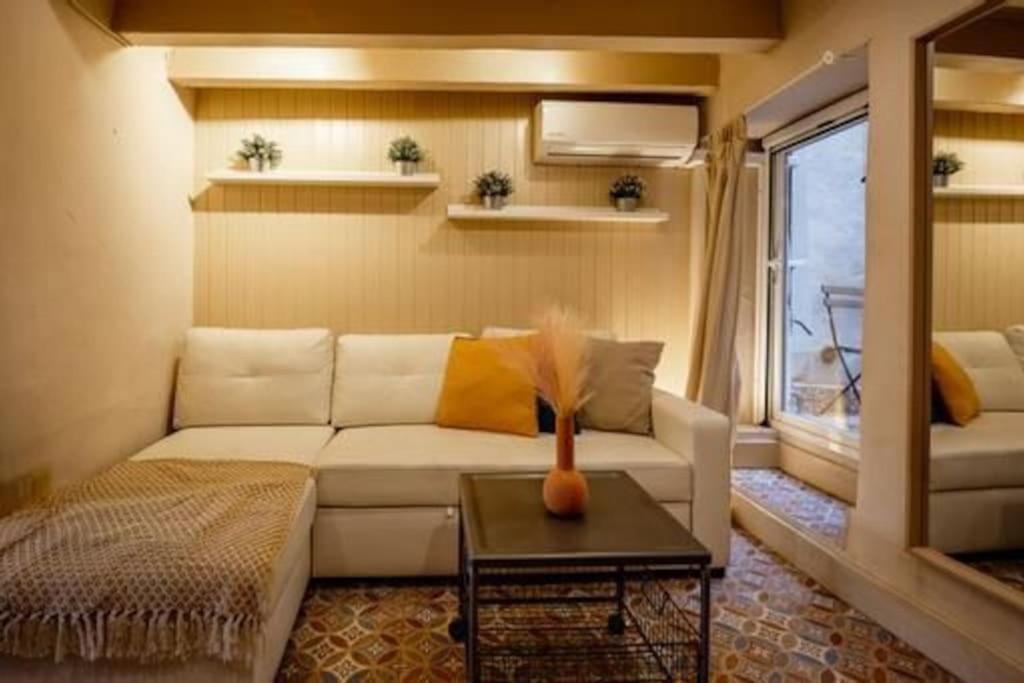 Lovely Coquette Loft, Heart Of Cuitat Vella El Carmen Appartement *